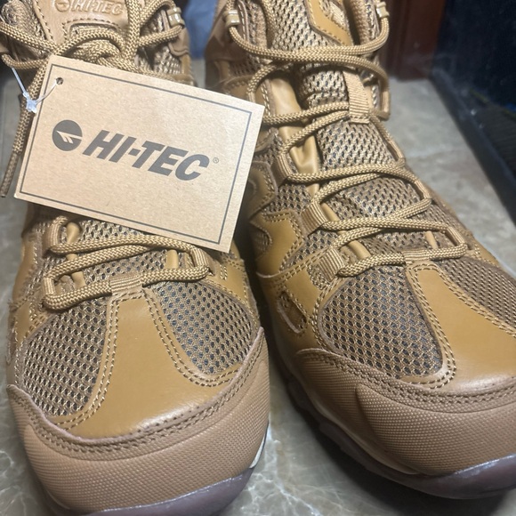 NWT Hi-Tec Brown Hiking Shoes Size 11.5 - Picture 1 of 6